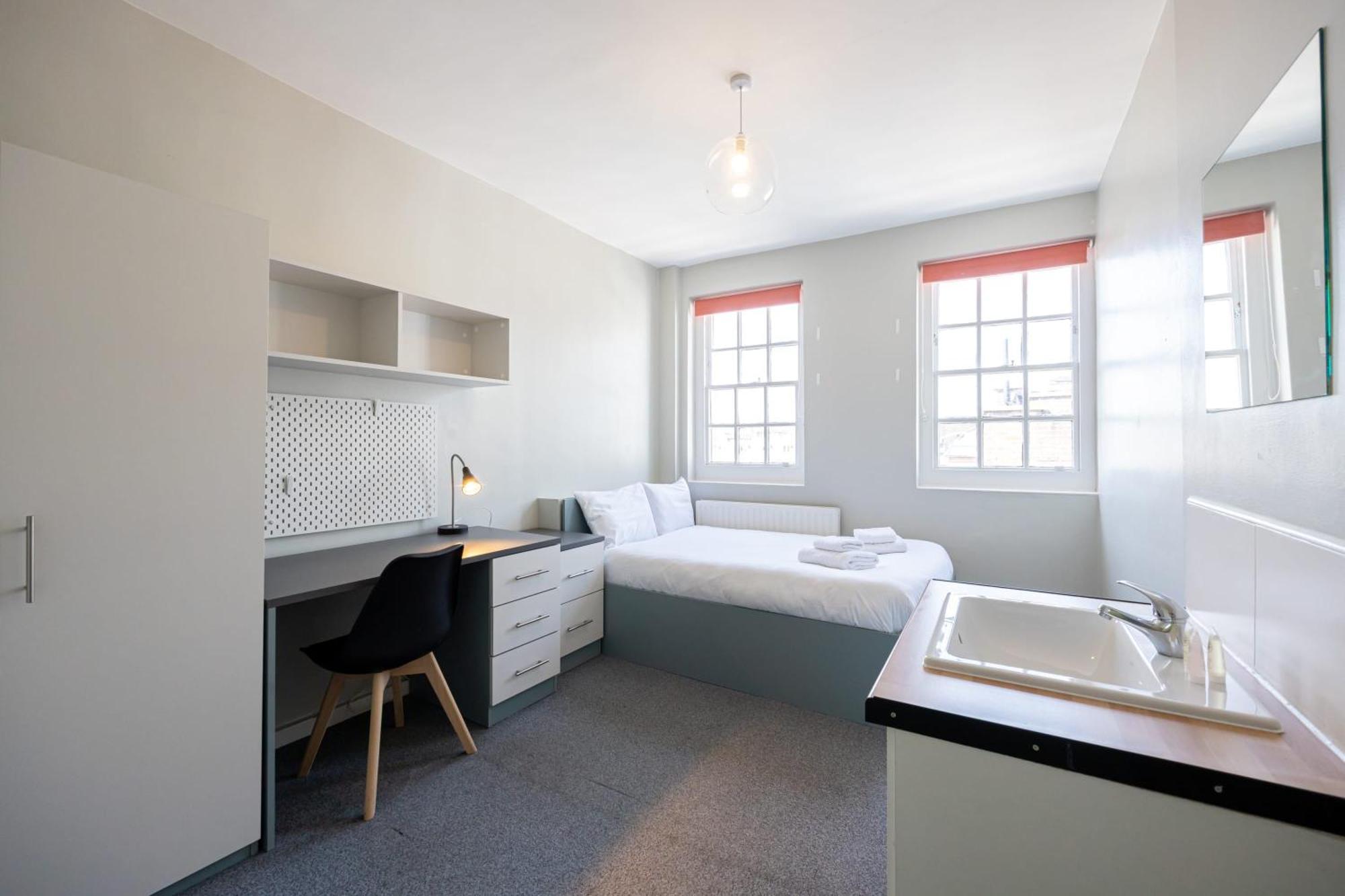 Spacious Room With Shared Facilities London Exterior foto